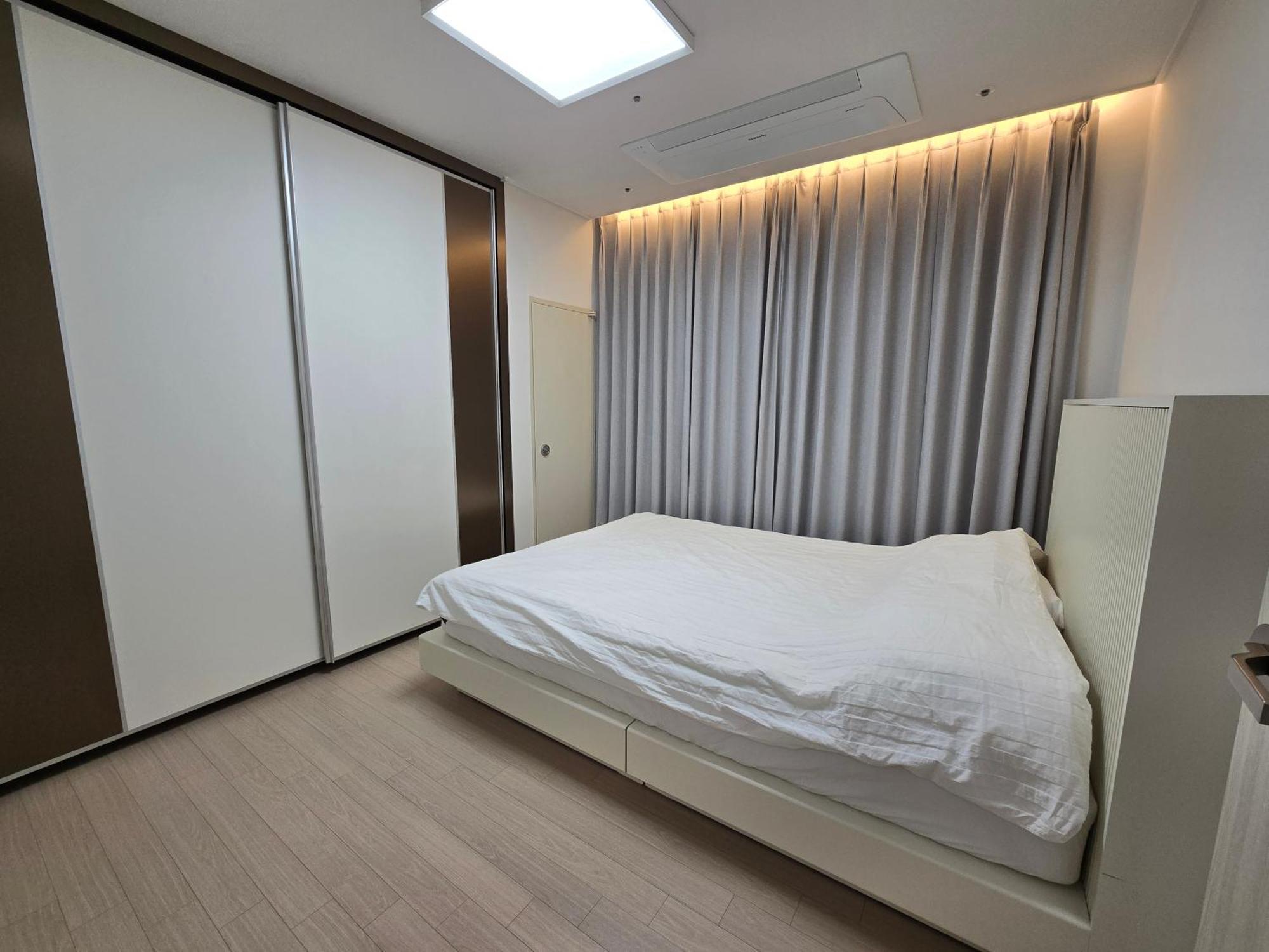Apartment Seonneung Station Beautiful 2room *